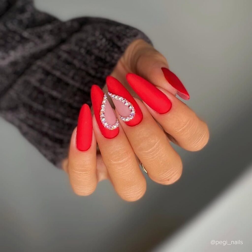 Red Nails and Diamond Heart