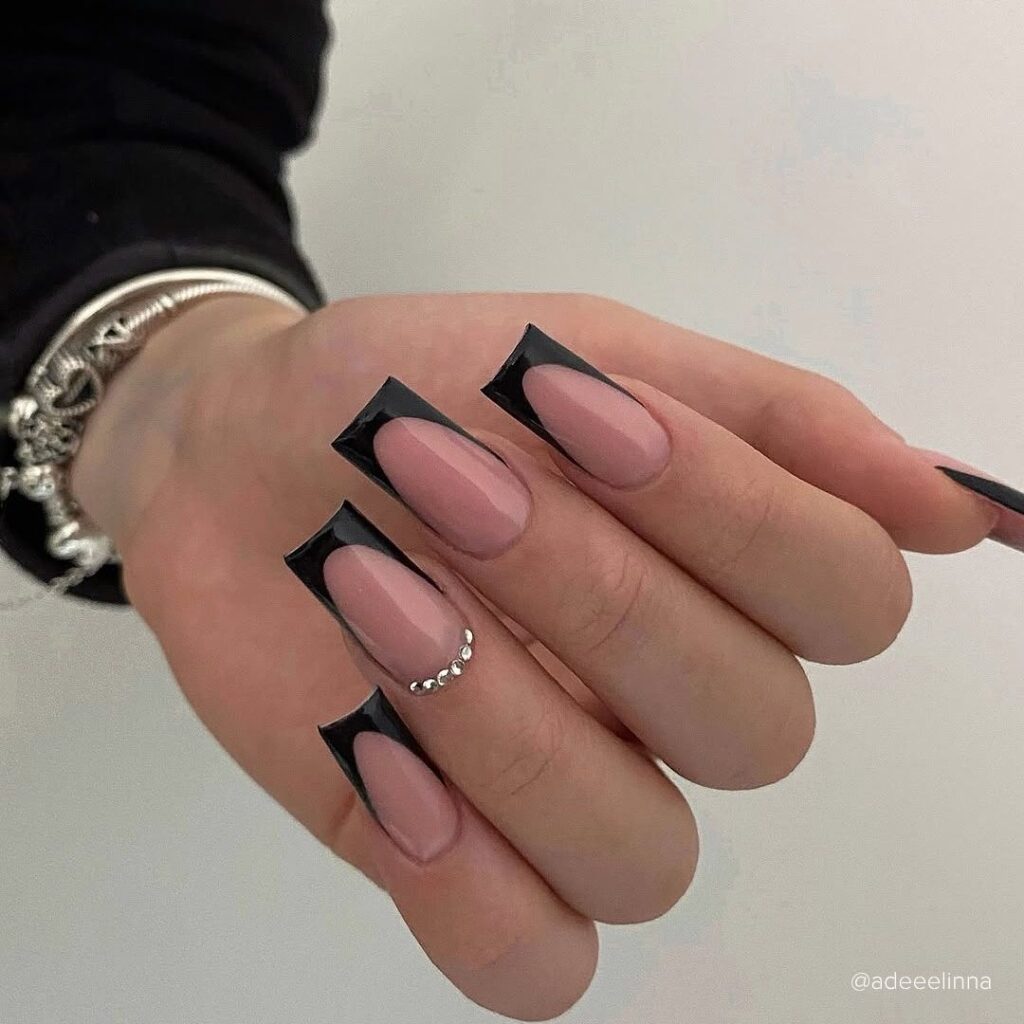 Black French + Diamonds Valentine's Day nail designs